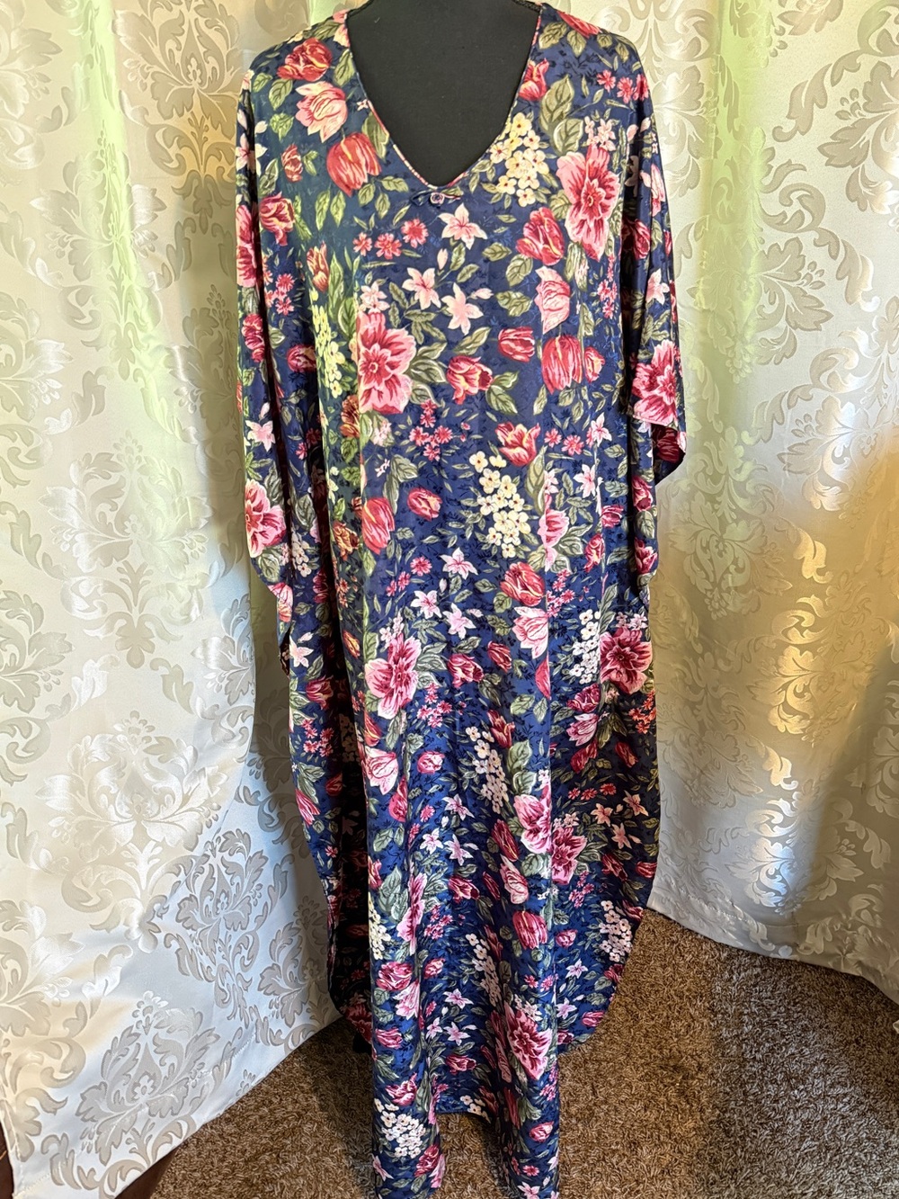 Floral Navy V-Neck Maxi Dress - Women's/E117